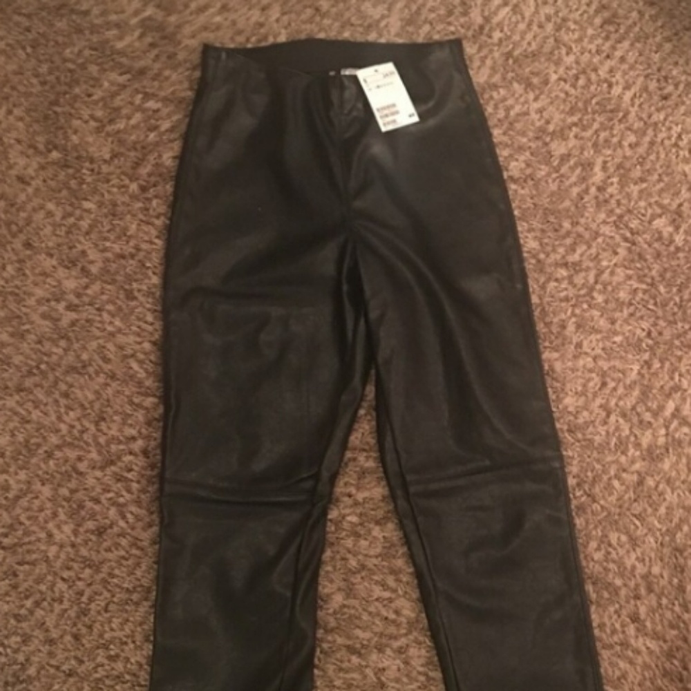 H&M NWT faux leather leggings